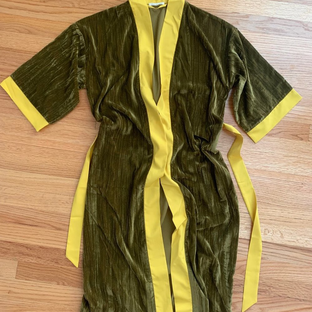 Urban Outfitters Velvet Wrap Around Shawl Caftan Robe Coverup